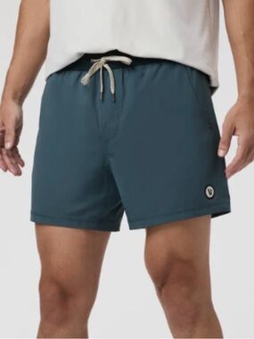 Vuori Men's Kore Shorts 5” Light Deep Sea Lined